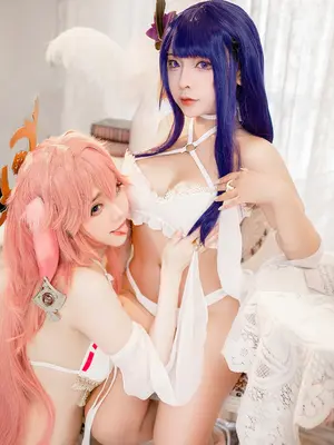 Sally Dorasnow - Miko & Ei_11