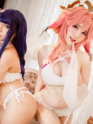 Sally Dorasnow - Miko & Ei_15