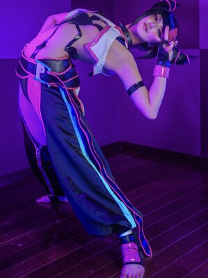 Rirarira - Juri Han_12