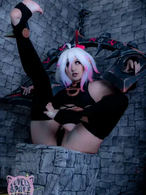 Lovely Space Kitten - Briar_09