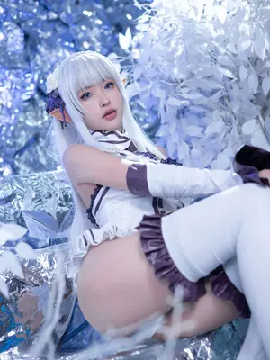 清水由乃 - 重生之我是艾米莉亚_03