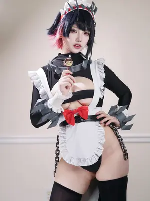 犬神洛洛子 艾莲Ellen