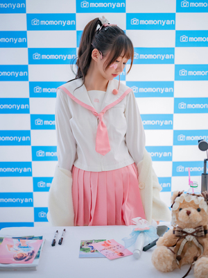 [ももにゃん（原魔物喵）] ビキニアイドルのサイン会_023