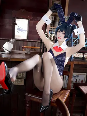 九柒喵 - 蔚蓝档案 龙华妃咲 兔女郎_02