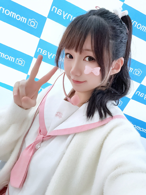 [ももにゃん（原魔物喵）] ビキニアイドルのサイン会_13