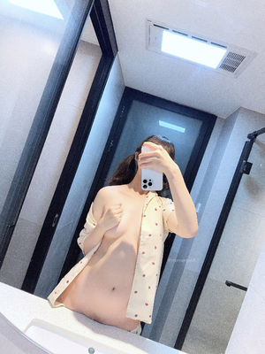 [ももにゃん（原魔物喵）] 鏡越し_3