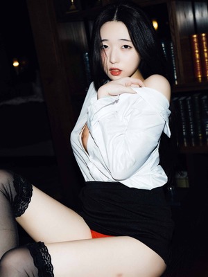 Yeon Woo - Last night_081