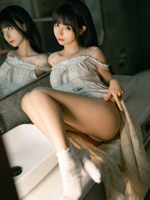 蠢沫沫 – 晨醒_002