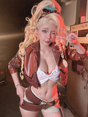 Umeko J - Gemma (Monster Hunter)_74_yaos