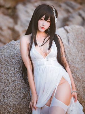 宫本桜 - 大凤 (碧蓝航线)