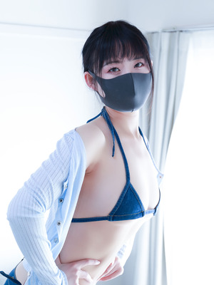 李佳 - 吉他妹妹 2_02_gqlq