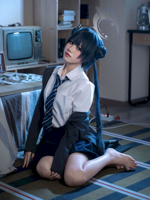 清水凪 - 龙华妃咲 JK (蔚蓝档案)_46_eaxb