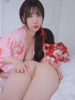Yeon Woo - GL Kimono_092