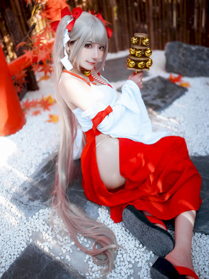 是三不是世w - 碧蓝航线 可畏 巫女_18_gftu