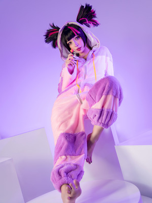 Umeko J - Juri Han PJ_004_gyli