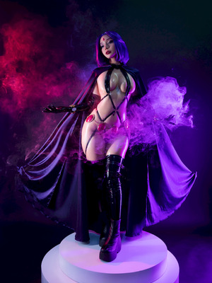 Umeko J - Raven_003_ggdg