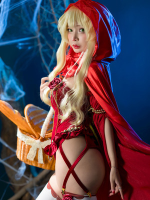 Umeko J - Red Riding Hood_008_mtyq