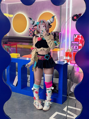 Umeko J - Varesa (Genshin Impact)_085_kuul