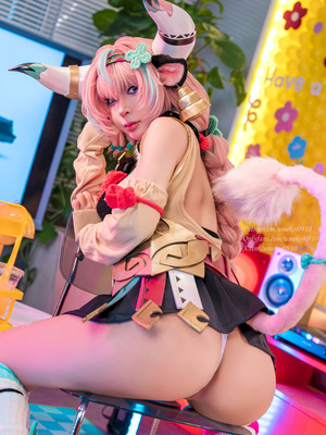 Umeko J - Varesa (Genshin Impact)(1)_018_xwep