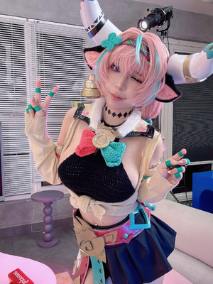 Umeko J - Varesa (Genshin Impact)(1)_097_dkwh