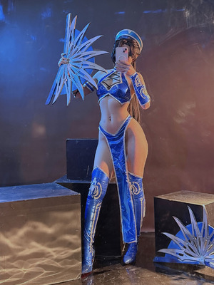 Umeko J - Kitana_081_dbla