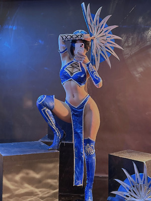 Umeko J - Kitana_083_luoi