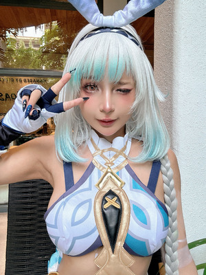 Umeko J - Mualani_76_sxtx