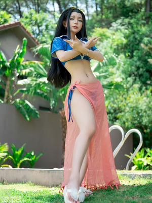 Umeko J - Nico Robin_003_bmnj