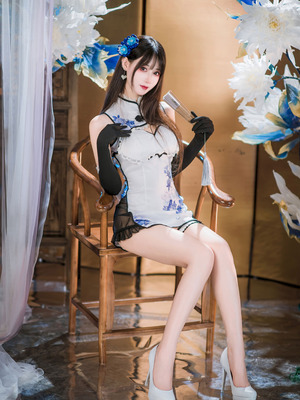 羽生三未 - 艳娘幻梦谭 瓶儿 青花瓷旗袍_02_ugaj