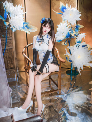 羽生三未 - 艳娘幻梦谭 瓶儿 青花瓷旗袍_04_gixs