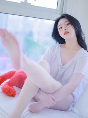 Yeon Woo - naked_004