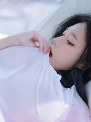 Yeon Woo - naked_019