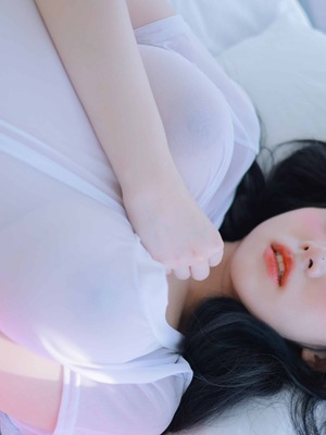 Yeon Woo - naked_023