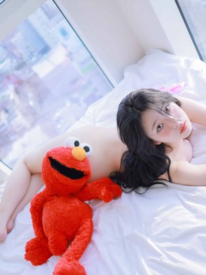 Yeon Woo - naked_198