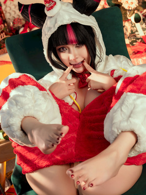 Umeko J - Juri Han Christmas_057_otam