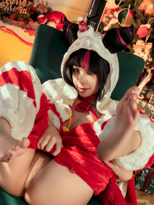 Umeko J - Juri Han Christmas_058_hykx