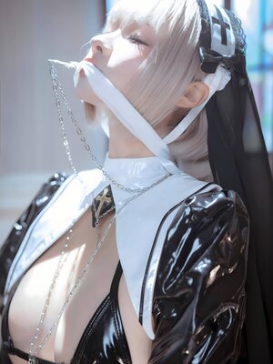 蠢沫沫 – 黑修女_100