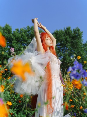 蠢沫沫 – 花丛婚纱_011