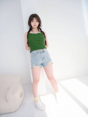 奶昔-私人定制-居家绿背心_020