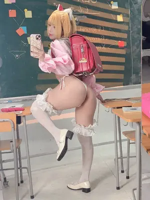 Umeko J - The Purring Classmate (OC)_62