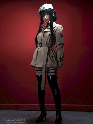 Umeko J - Yor Forger Trench Coat_002