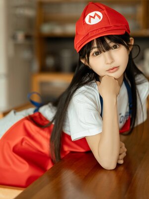 桜井宁宁 – 马里奥围裙_010