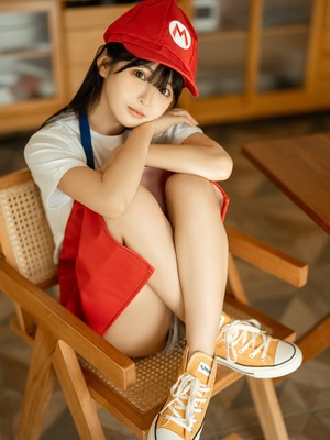 桜井宁宁 – 马里奥围裙_013