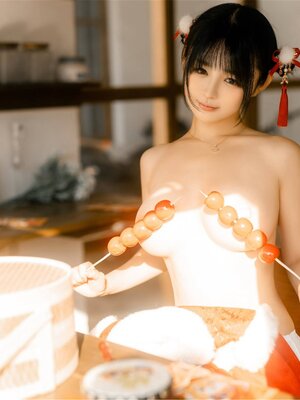 桜井宁宁 – 龙年新年篇_(31)