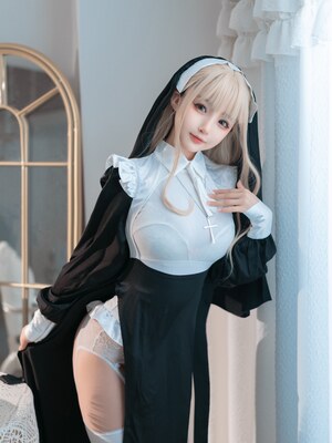 桜井宁宁 - 修女_32
