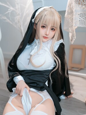 桜井宁宁 - 修女_12