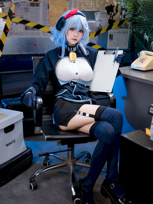 九柒喵 - 天雨亚子 (蔚蓝档案)_02