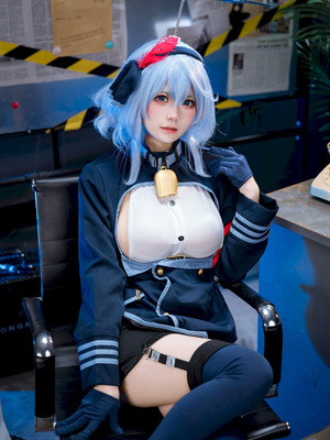 九柒喵 - 天雨亚子 (蔚蓝档案)_03