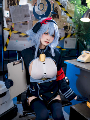 九柒喵 - 天雨亚子 (蔚蓝档案)_13