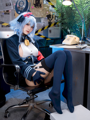 九柒喵 - 天雨亚子 (蔚蓝档案)_19